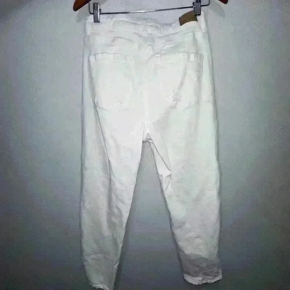 American Eagle Mom Straight Jean White Destroyed high rise stretch, Size 10